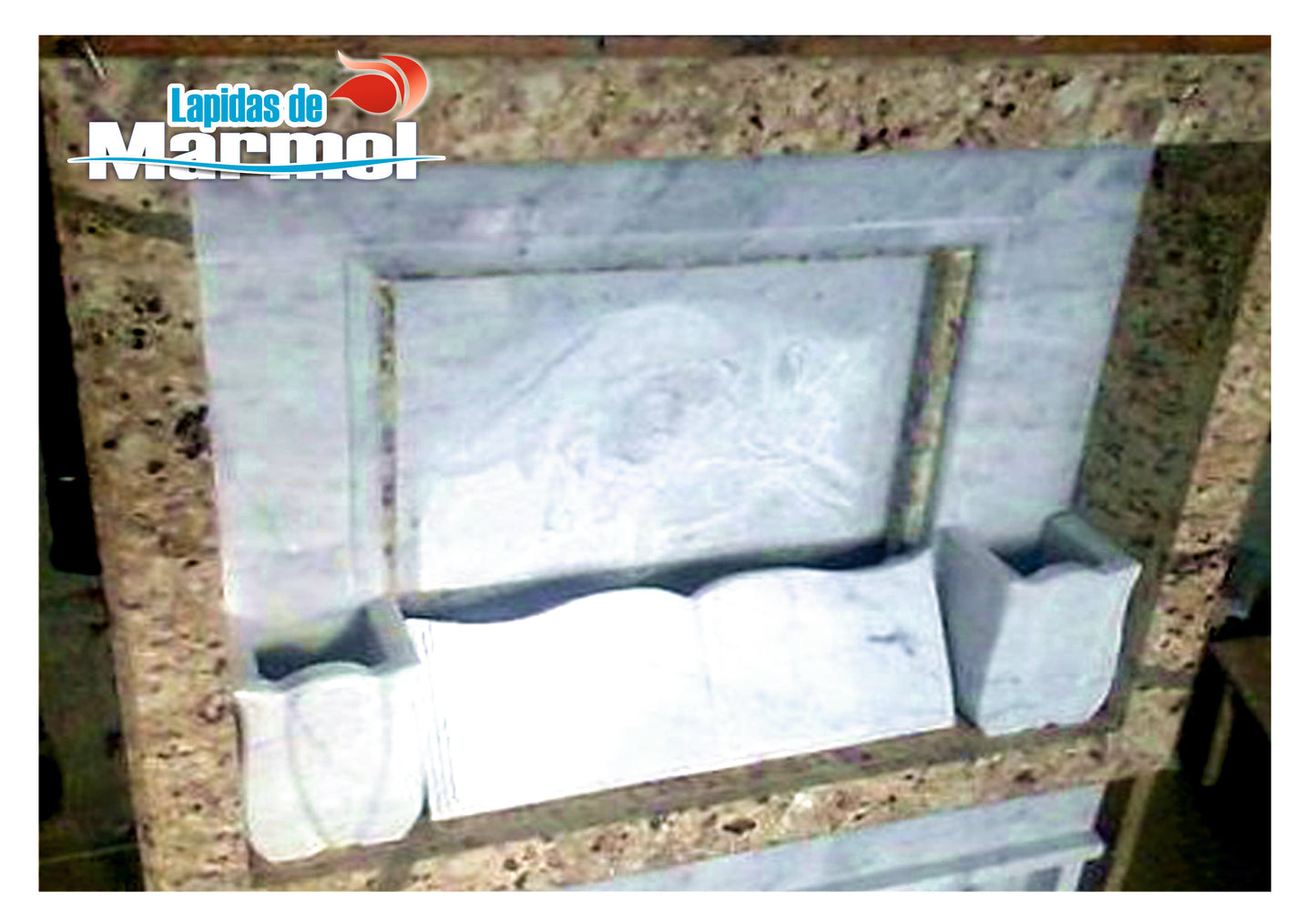 Lapida de Marmol con Granito Tipo Cajon